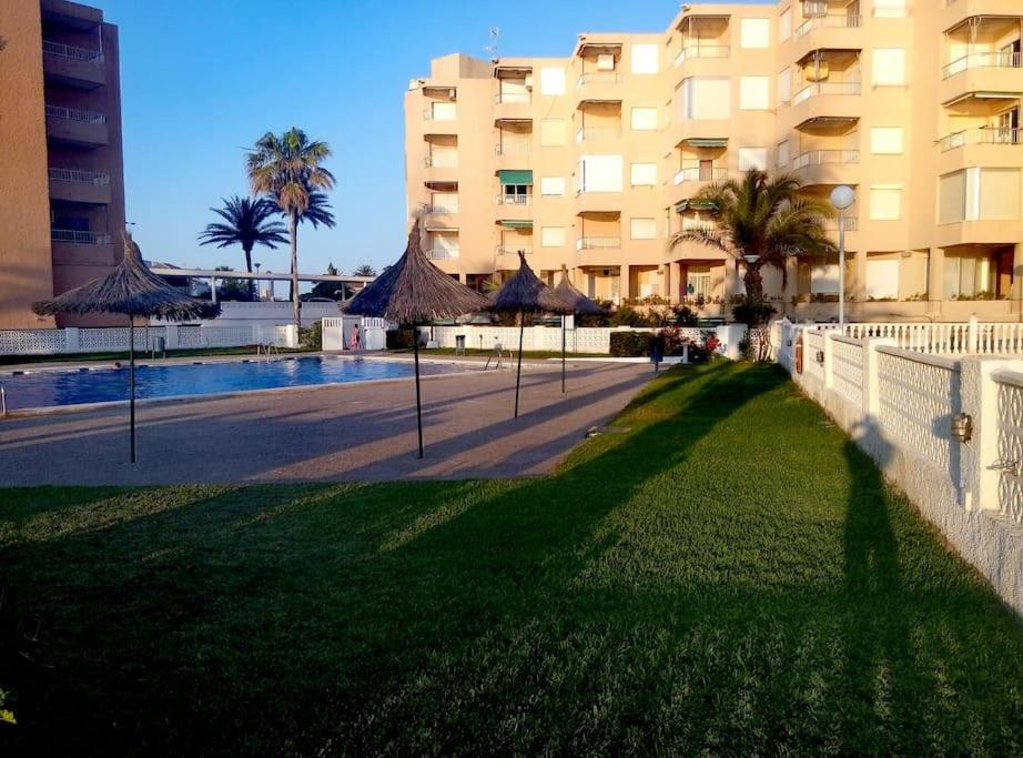 Apartamento En Primera Linea De Playa Murcia Exterior foto